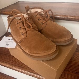 UGG Women’s Neumel Boot - NEW size 6